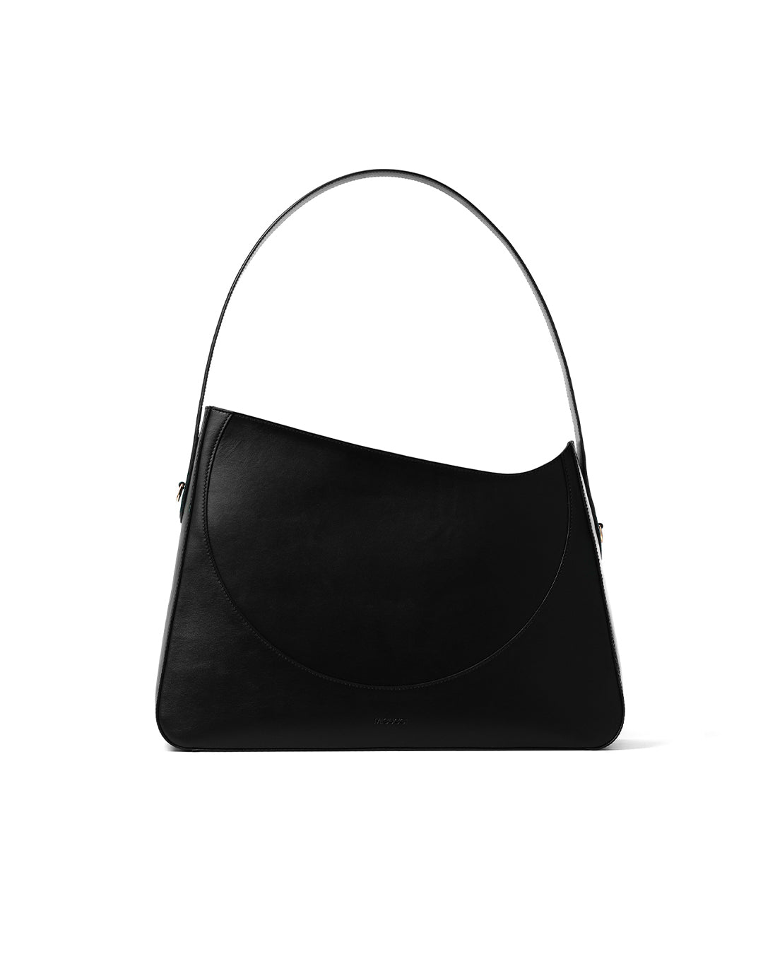 09.24 Maxi in black, discover the maxi shoulder bag by Micucci Milano.