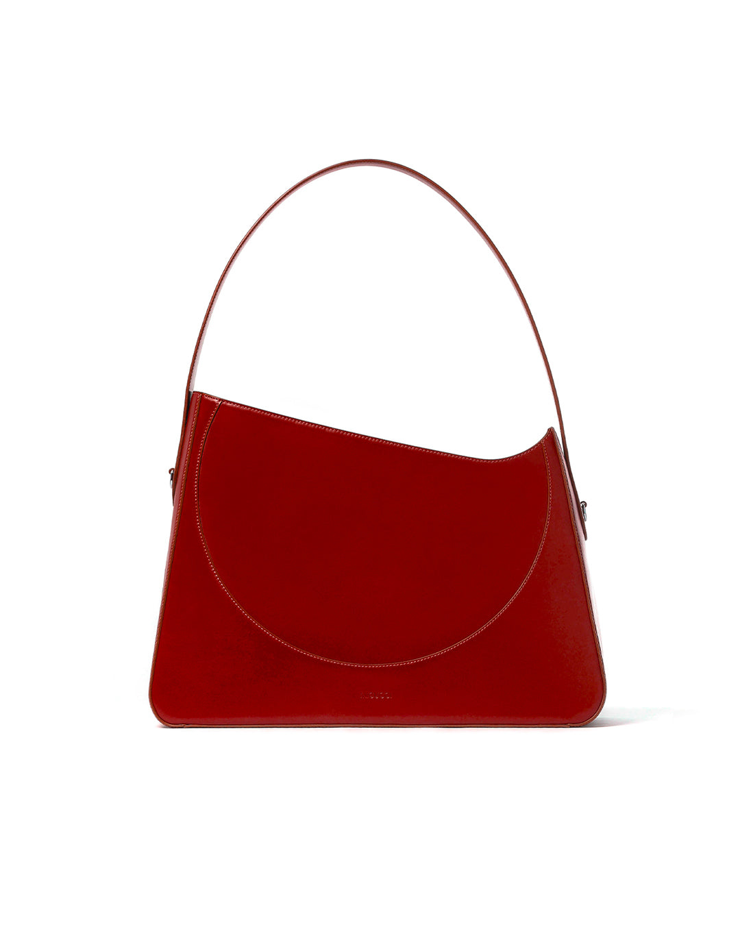 09.24 Maxi in brown, discover the maxi shoulder bag by Micucci Milano.