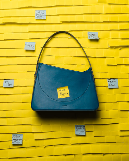 09.24 Maxi bag by Micucci Milano in lght blue version